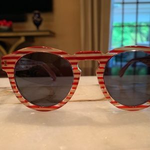 illesteva Sunglasses